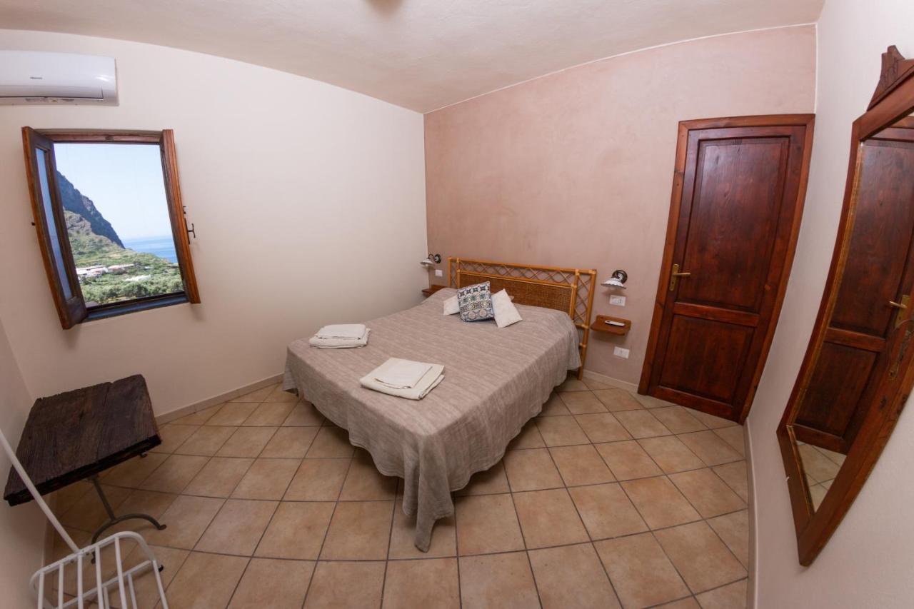 Agriturismo Al Cappero Malfa  Eksteriør bilde